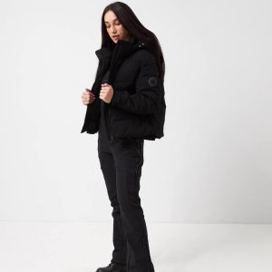 Жіноча гірськолижна куртка WHSRoma чорна